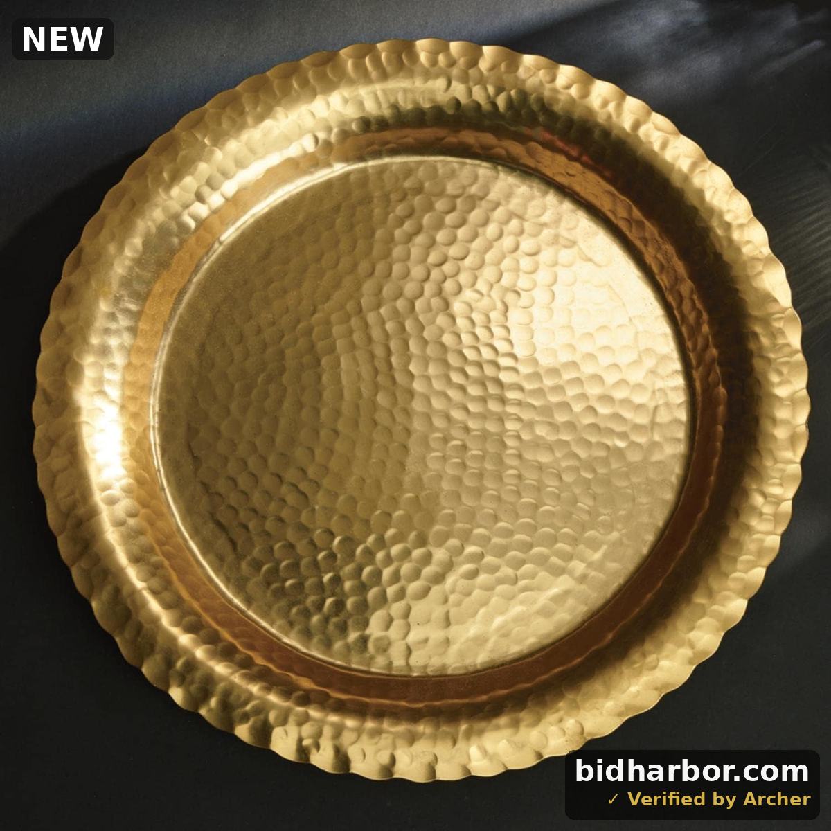 Round Hammered Scallop Edge Gilded Gold 15.5 Inch Aluminum Serving Tray Platter