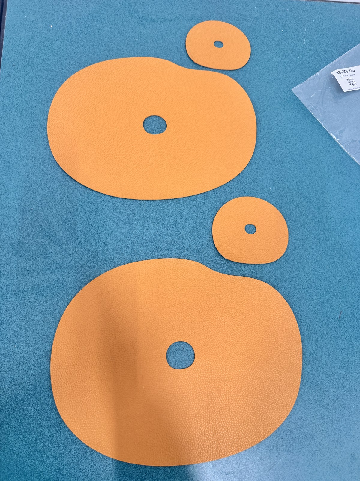 2 Pack Pebble Shaped Place Holders