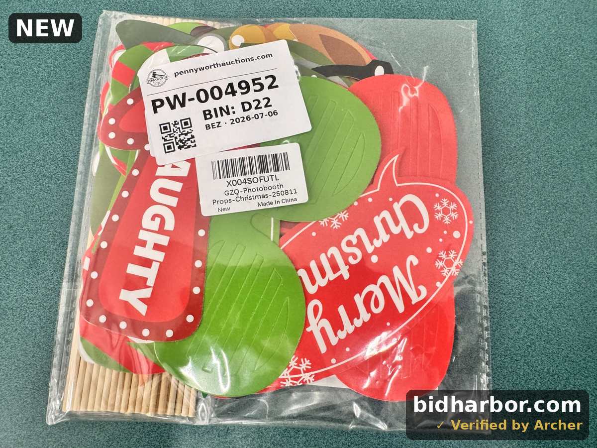32 Pcs Christmas Photo Booth Props Set - Holiday Photo Booth Props for Christmas Party Decorations - Winter Wonderland Party Decorations