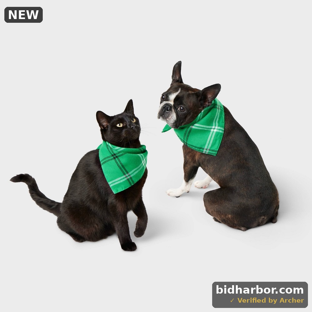 Plaid Matching Family Cat and Dog Bandana - Wondershop™ - Green - One Size Fits Most