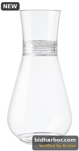 PRO 28 oz Clear Plastic Aerating Decanter — Single