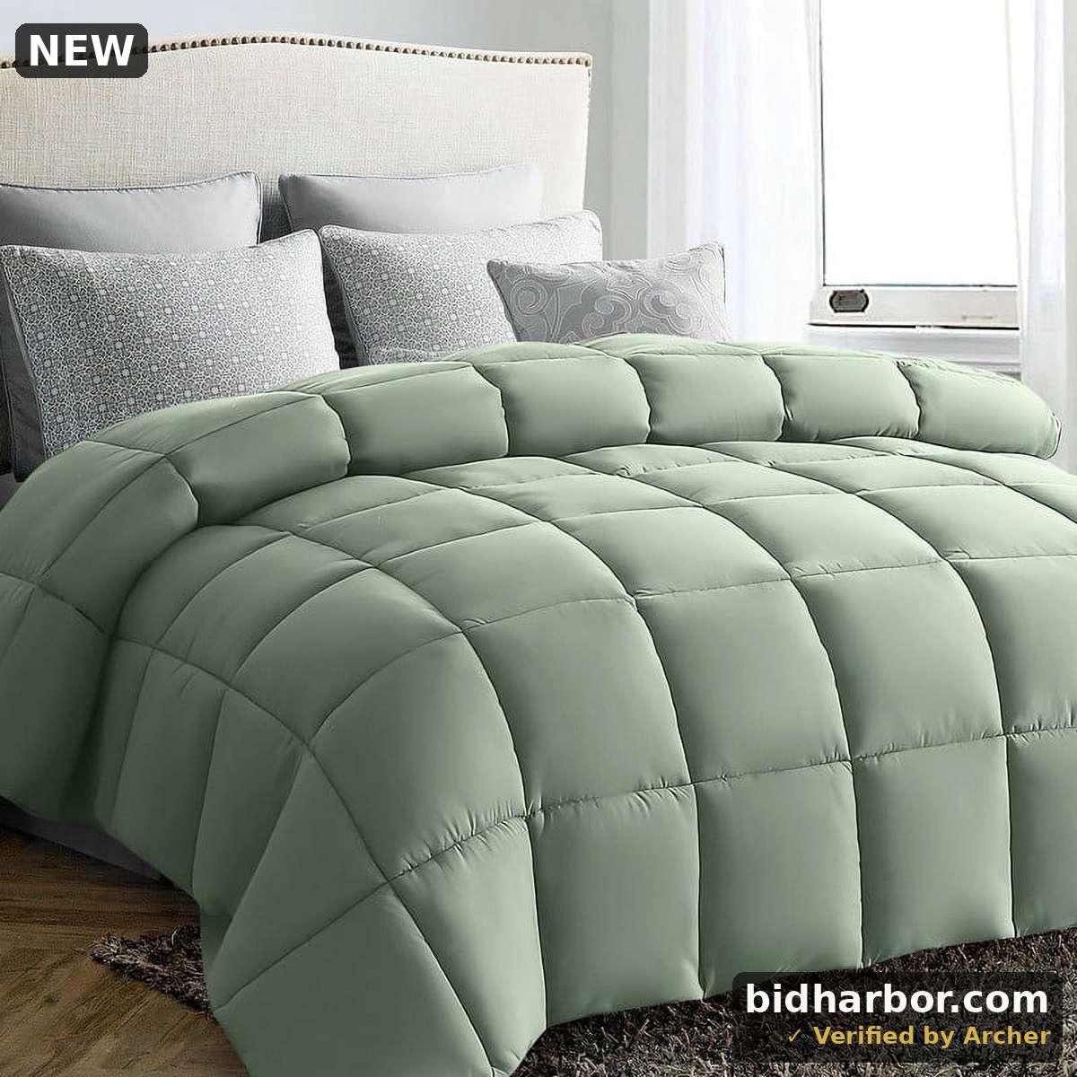 JUSTLET Luxury Solid Down Alternative Machine Washable Sage Green Comforters, Queen