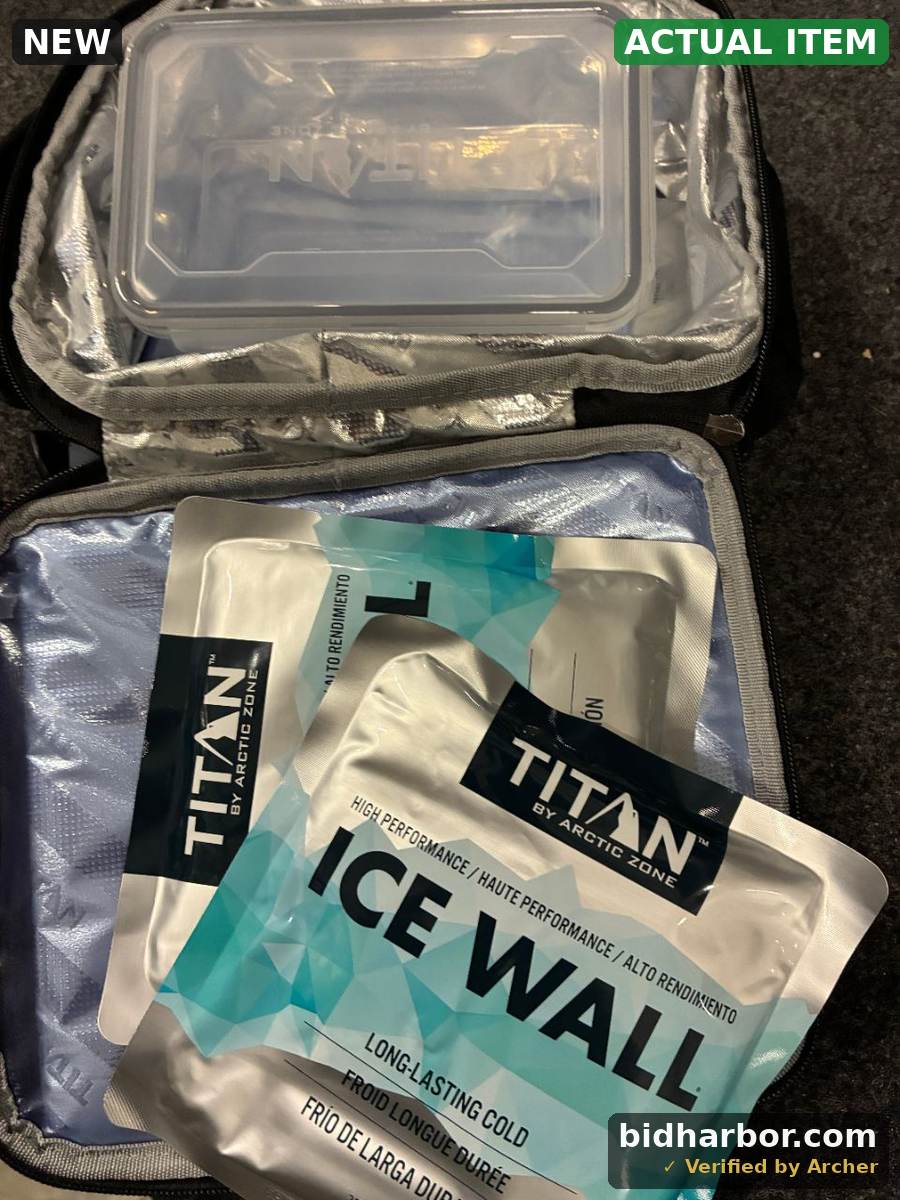 Titan PRO by Arctic Zone Expandable Lunch Box with Ice Walls & Bento Box, Leak Proof 8.45 qt Insulated Cooler Bag, Black
