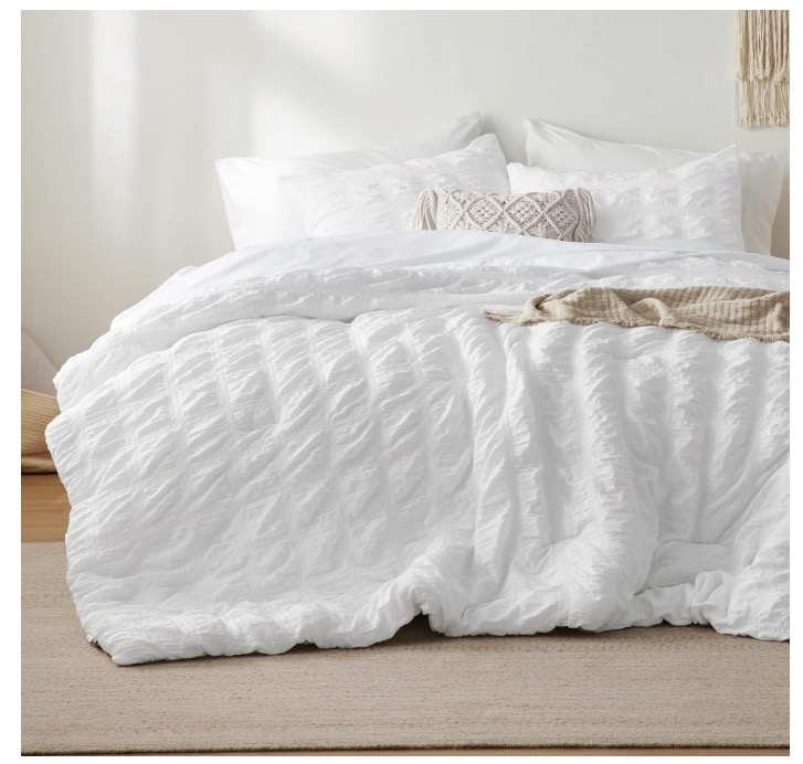 JUSTLET King Seersucker Comforter Set with Sheets White Bed in a Bag 7-Pieces All Season Bedding Set with Comforter, Sheets and Pillowcases