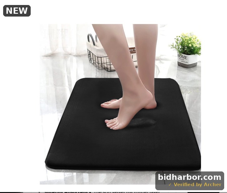 EVNELE Black Memory Foam Bathroom Rugs, Super Soft Absorbent Bathroom Rugs Non Slip Bath Rug Runner for Shower Bathroom Floors, 20" x 32"